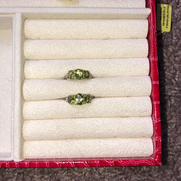 Rings size 5 - Picture 2 of 2